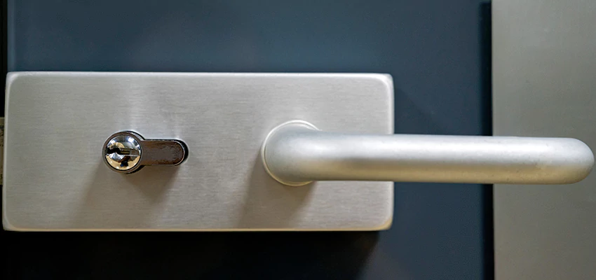 Change Patio Door Locks in Susanville, California